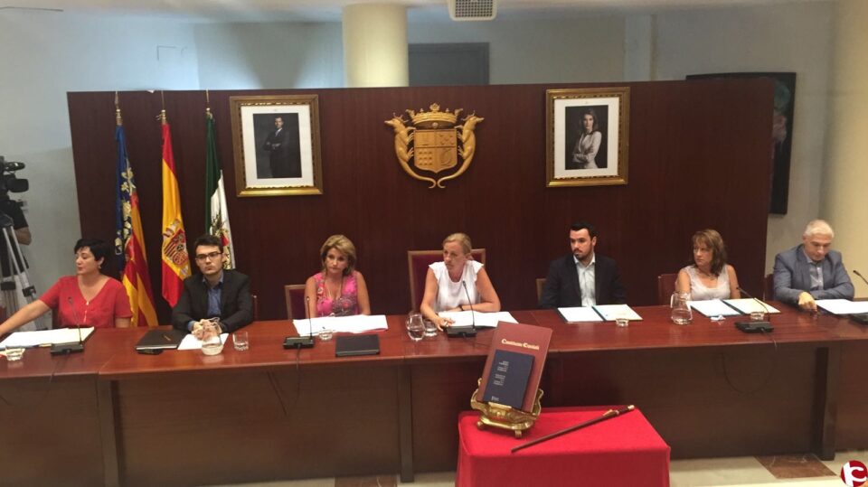 Esteve (UPyD) logra la Alcaldía de Novelda tras aprobarse la moción de censura contra PSPV