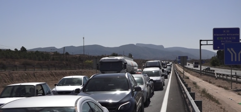 Así se ha presentado esta mañana la A-31 dirección Villena