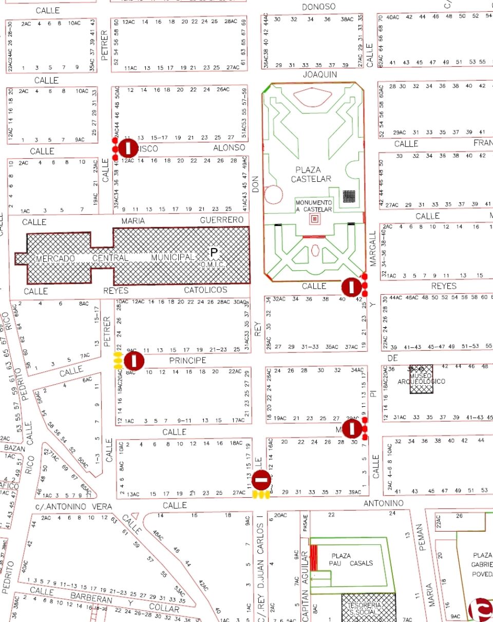 Informando del corte de la peatonalización de la Calle Juan Carlos I