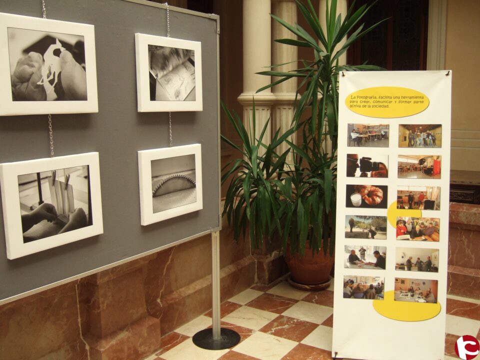 El Gómez Tortosa acoge la exposición fotográfica Quehaceres