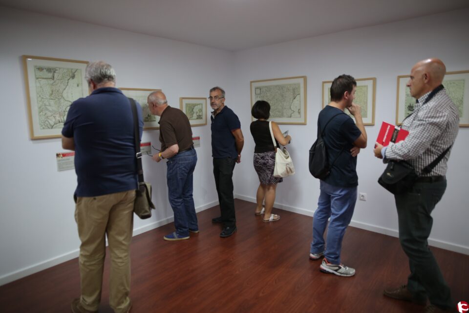 Exposición Cartográfica Valenciana en la sede universitaria de Banyeres de Mariola