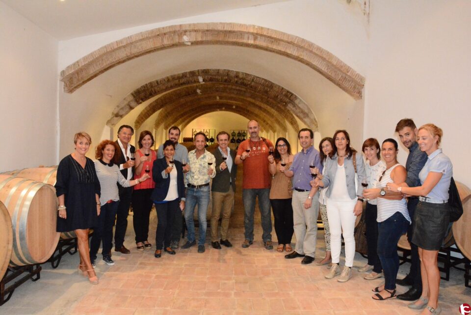 Pinoso promociona el mármol y el vino en el Día Mundial del Turismo