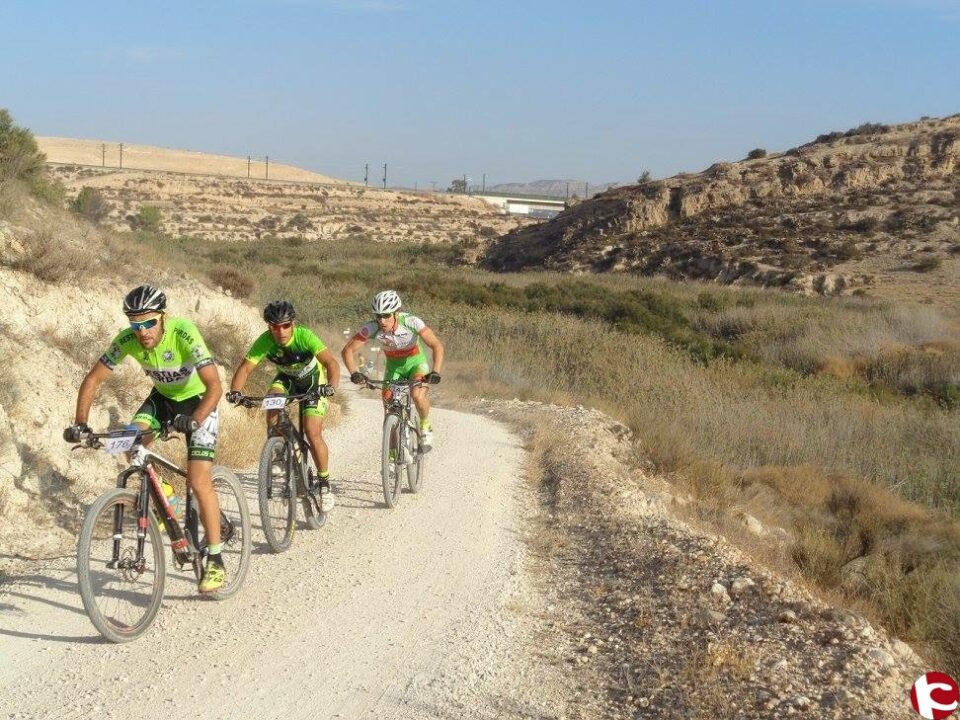 El Club Ciclista La Pájara de Aspe rindió homenaje a Paco Sánchez Galvañ