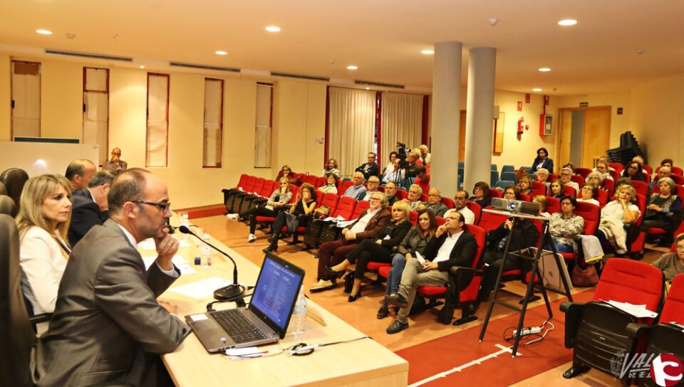 El potencial turístico del Museo del Calzado protagoniza la lección inaugural de la UNED