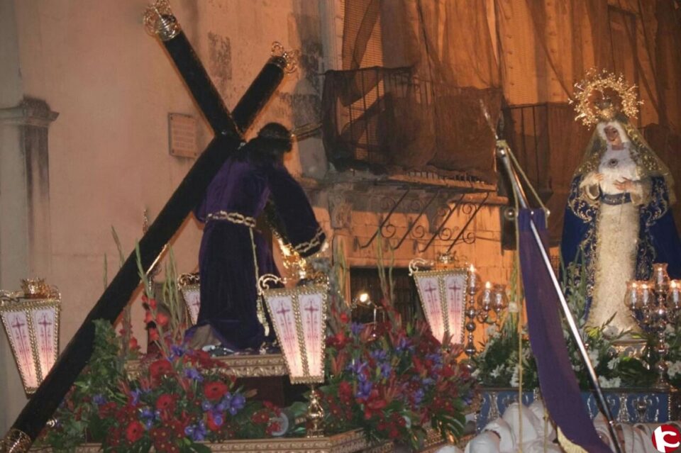 La cofradía 'El Cristo de la caída y la Virgen de la Amargura' organiza el domingo un mercadillo