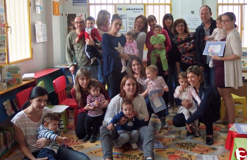 Lectura en pañales en las Bibliotecas de Villena