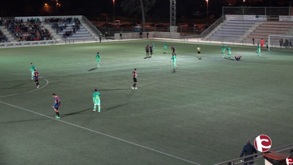 El F. C. Barcelona "B" castigó en exceso al Deportivo gracias a un golazo de libre directo