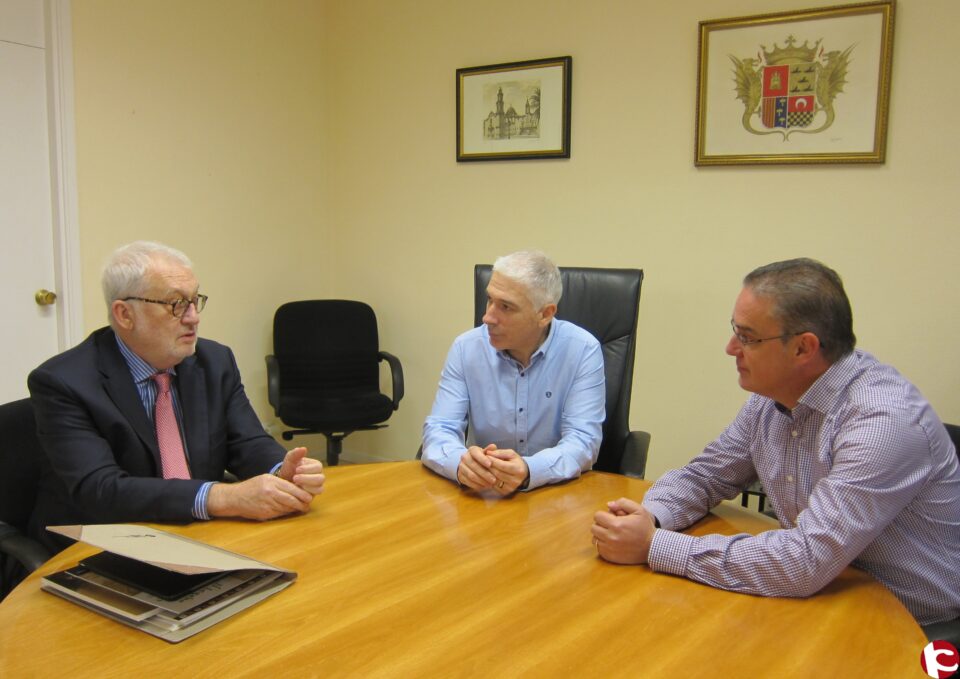 El alcalde se reúne con el nuevo presidente de la Fundación Cam