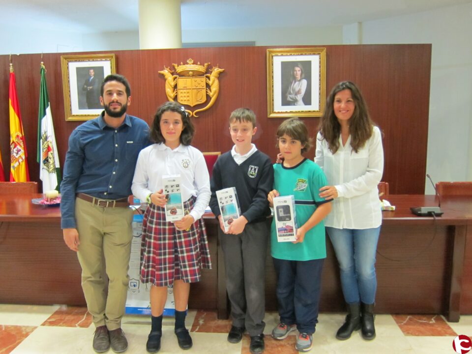 Tres escolares noveldenses finalistas en el concurso internacional de dibujo infantil del Día Mundial del Agua