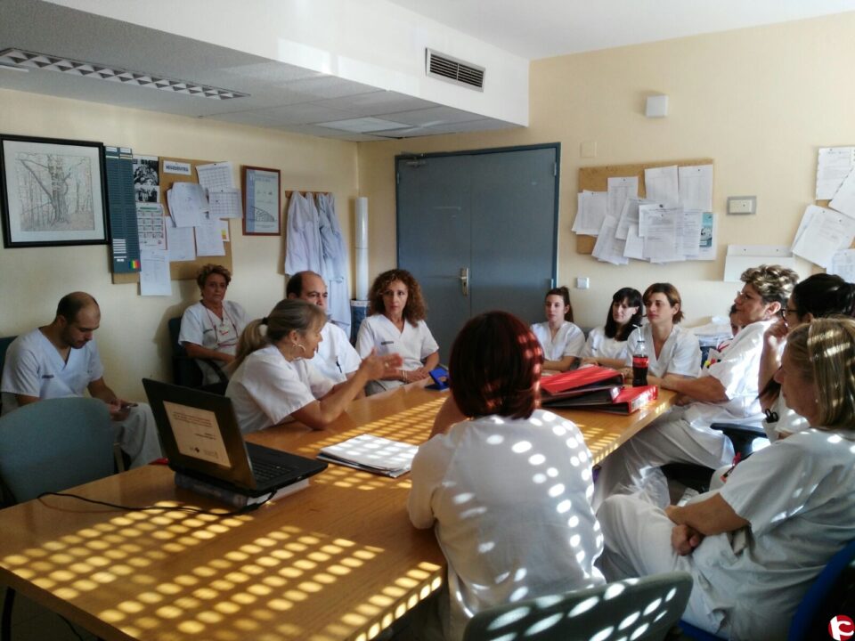 La Unidad de Medicina Interna estrena una nueva iniciativa de mejora en el abordaje de la atención al paciente: las mañanas MIN