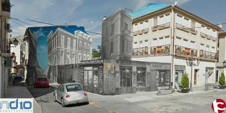 El Ayuntamiento recupera un solar de la plaza de la Constitución con un gran mural