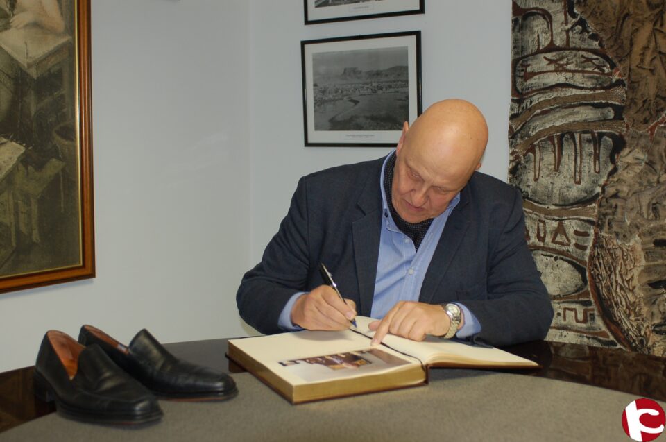 Visita y Donación al MUSEO DEL CALZADO DE LEONTXO GARCIA