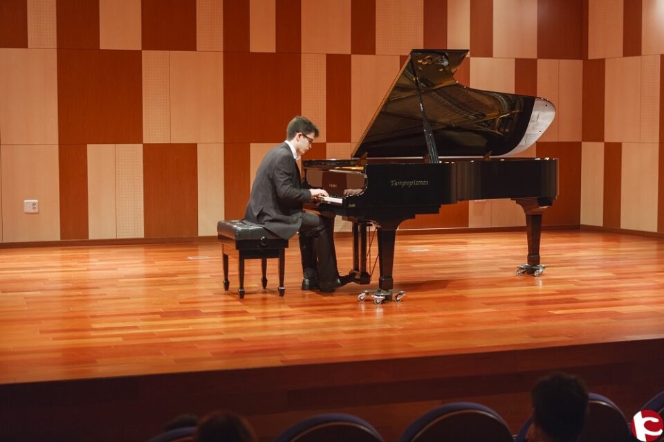 Concurso de Piano Rotary Elda-Vinalopó: "Santo y seña"