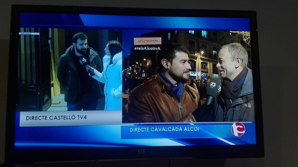 ¡YA ESTÁN AQUÍ! Videos de todas las CABALGATAS de los Reyes Magos de Oriente 2017 de todas las poblaciones