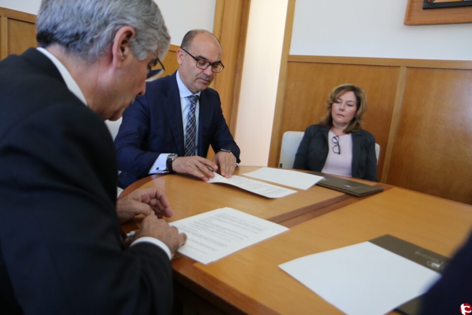 La Universitat dAlacant i European Flyers ofereixen un curs de pilot de drons i