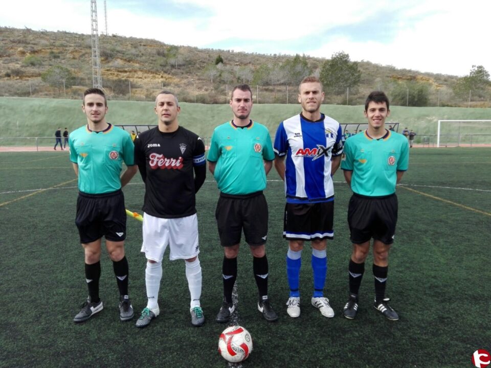 Los cambio no surtieron efecto. El Villena sale derrotado de Rojales