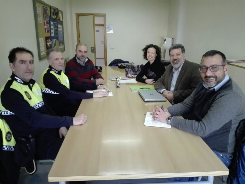 Reunión de colaboración en el Valle de Elda con la Concejalía de Seguridad Ciudadana y el Departamento de Seguridad y Medioambiente.