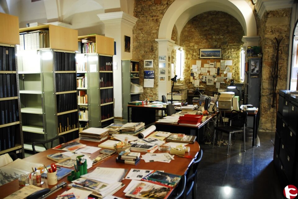 El Centro de Documentación Alpina Premio Cuentamontes de Difusión Montañera