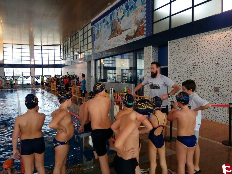 Jornada de mañana y tarde de competiciones el pasado sábado para nuestros nadadores de categorías Pre-Benjamín y Benjamín.
