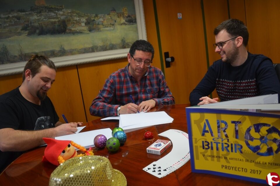 Un nuevo impulso a la cultura en Petrer gracias a los 15.000 euros de subvención municipal para Artenbitrir