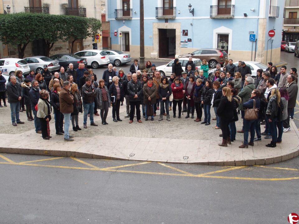 Concentración de 3 minutos de silencio en protesta contra la violencia de género
