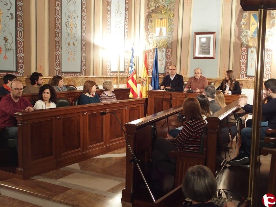 Presentada Ángeles Alonso como nueva directora de la Sede Universitaria de la UA en Villena