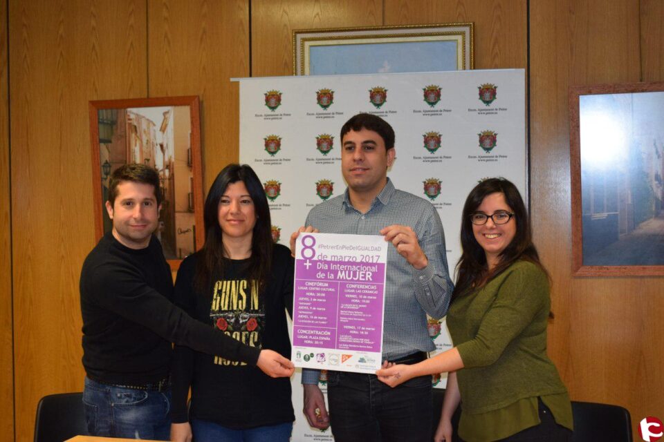 Petrer en pie de igualdad con motivo del 8 de marzo.