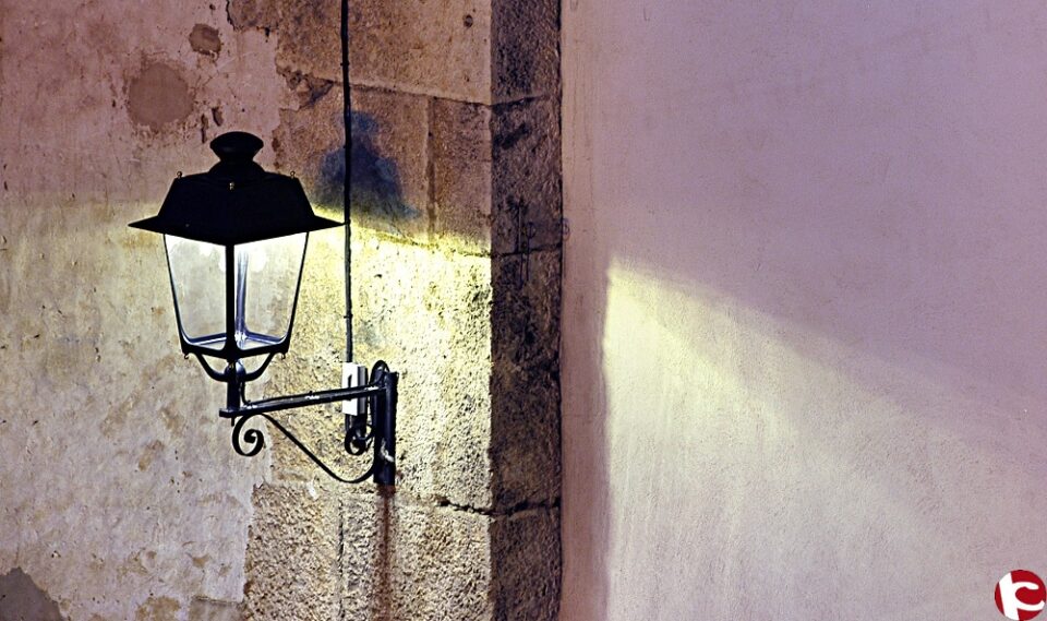 Instal·lació denllumenat led per a lestalvi energètic