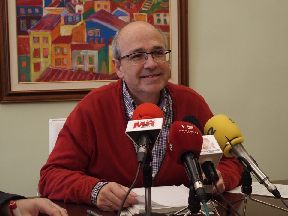 El Ministerio de Fomento no cierra la puerta al soterramiento de las vías en Villena