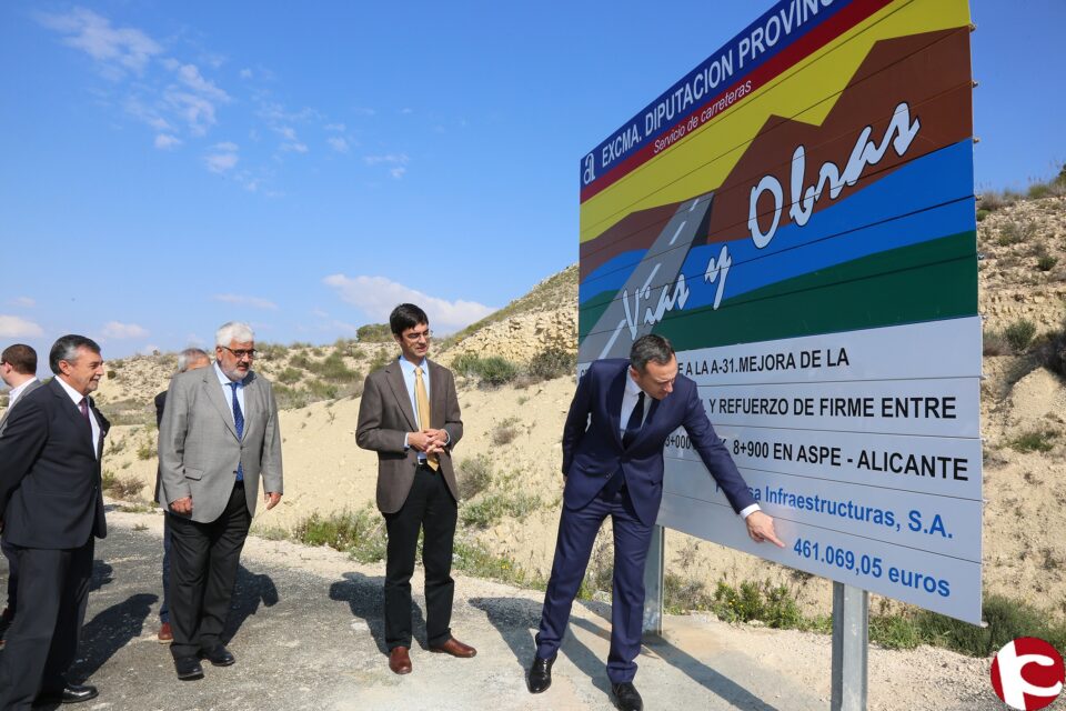 La Diputación de Alicante impulsa en Aspe la mejora de la carretera CV-847 y la peatonalización de la calle Cruz con más de un millón de euros