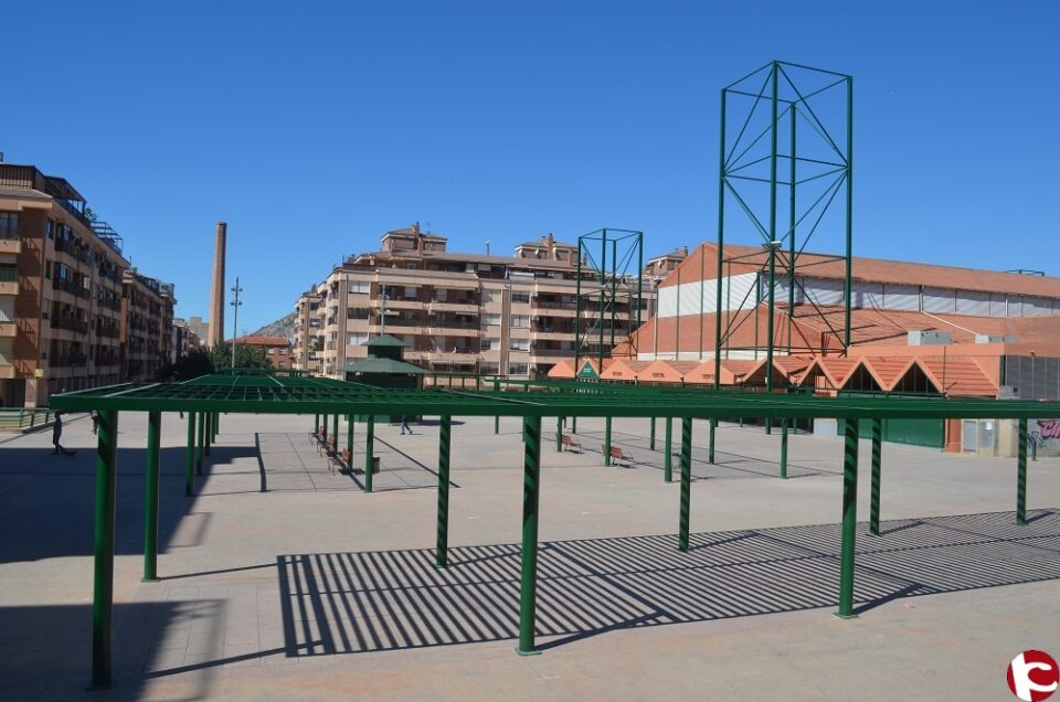 El Ayuntamiento de Petrer lleva a cabo varias mejoras en el mercado de La Frontera