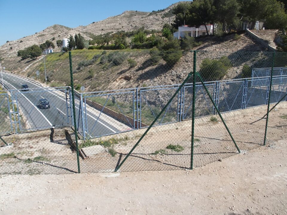 La primera fase de la remodelación del parque de Las Cruces