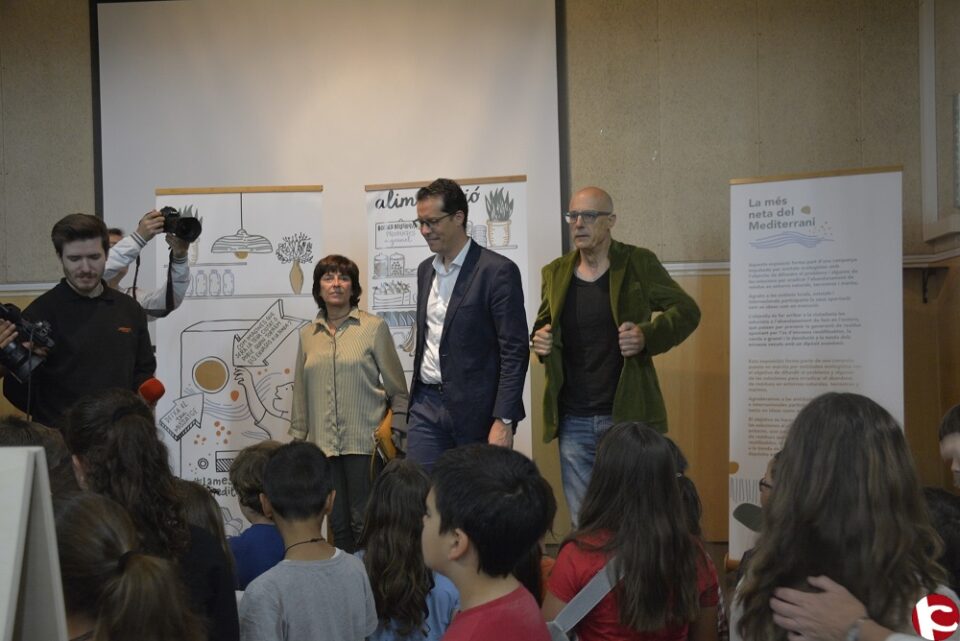 El colegio Padre Manjón acoge el inicio de una campaña escolar autonómica para concienciar sobre la importancia del reciclaje