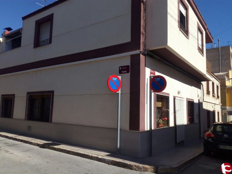 Concejalía de Servicios inicia una renovación de la señalización vertical