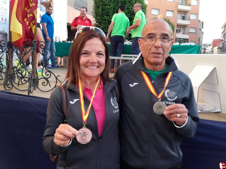 Buenas cosecha de medallas en el Nacional de Milla que tuvo lugar en la localidad murciana de Puerto Lumbreras por Camisetas Económicas de Elda.