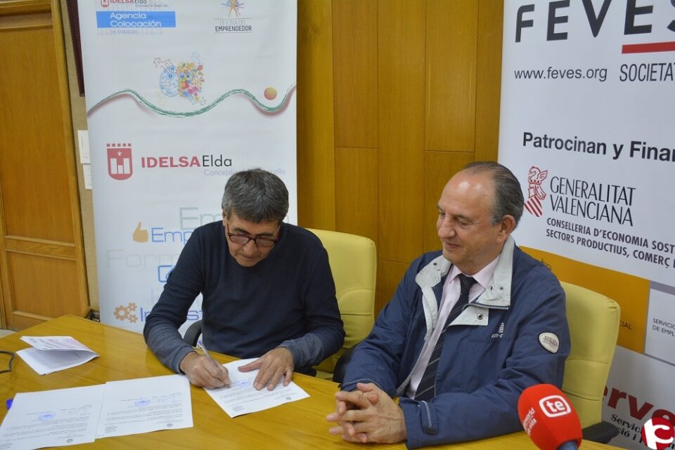 El instituto municipal IDELSA y FEVES firman un convenio para apoyar el crecimiento del tejido empresarial eldense