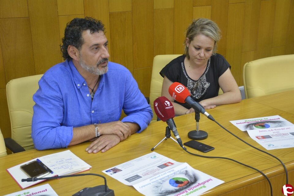 La concejalía de Participación Ciudadana organiza una charla sobre inteligencia emocional