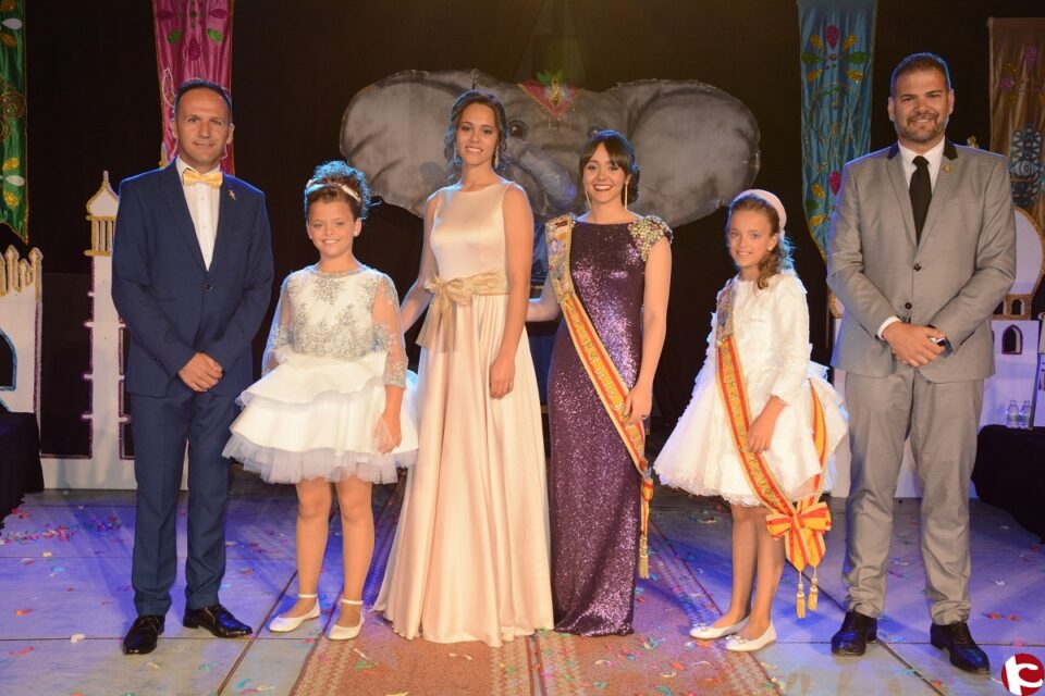 Coral Campillo ha sido elegida Reina Infantil y Nieves García