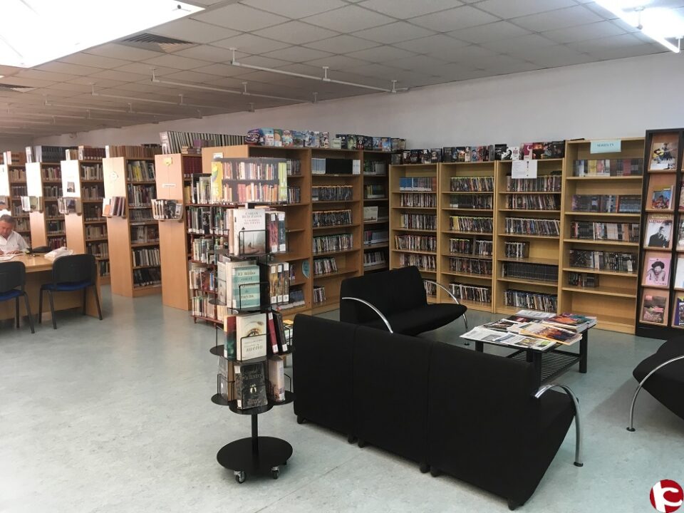 Las bibliotecas de Petrer contarán por primera vez con un reglamento municipal