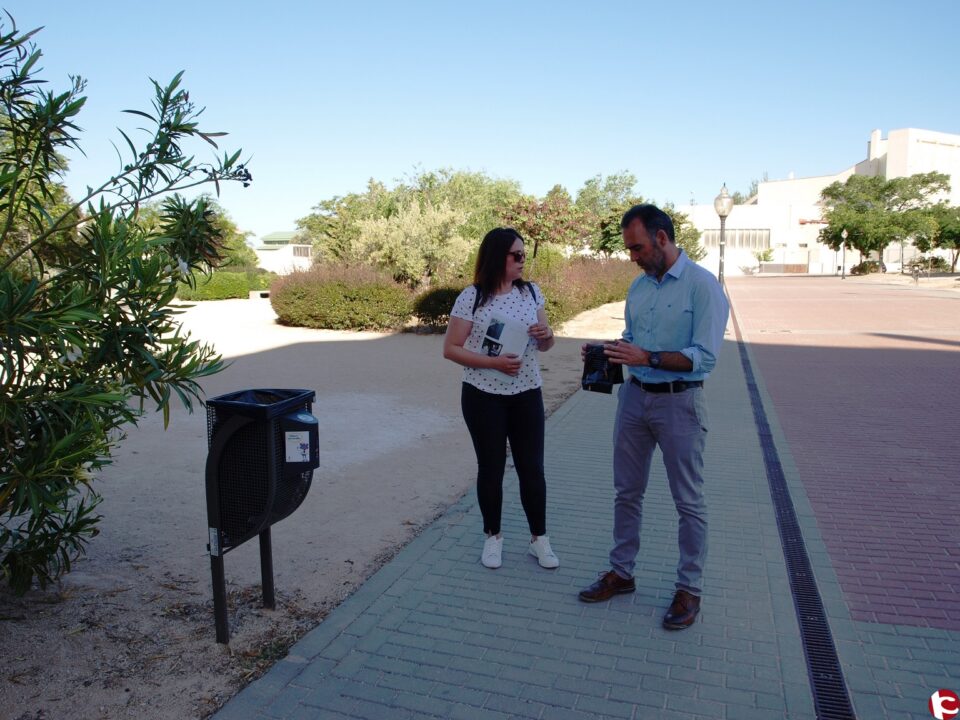 Más bancos y papeleras en el Barrio de Sagrada Familia