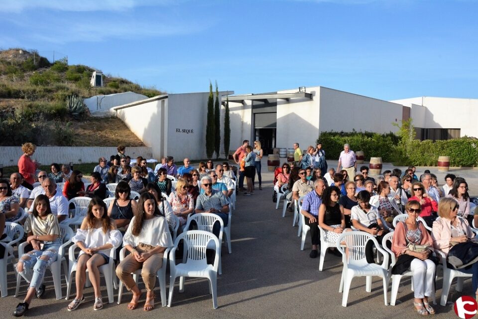 Poesía y música entre viñedos - "Certamen nacional de poesía Maxi Banegas"