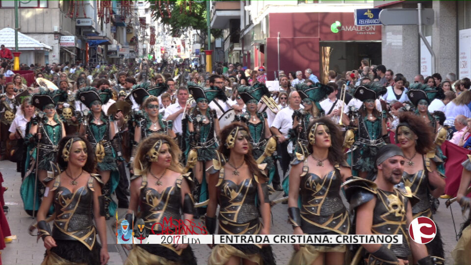 La Entrada Cristiana de Elda ha sido vista en Facebook por 65000 personas durante la emisión en directo; cientos por la página www.intercomarcal.com y miles por la TDT