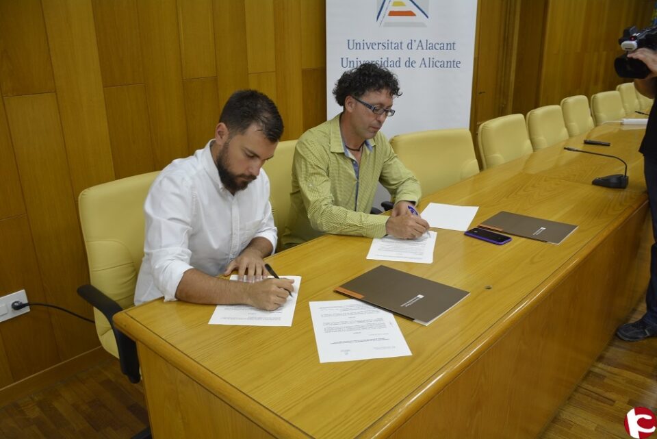 La Universidad de Alicante y la Empresa Municipal EMUDESA firman un convenio de colaboración