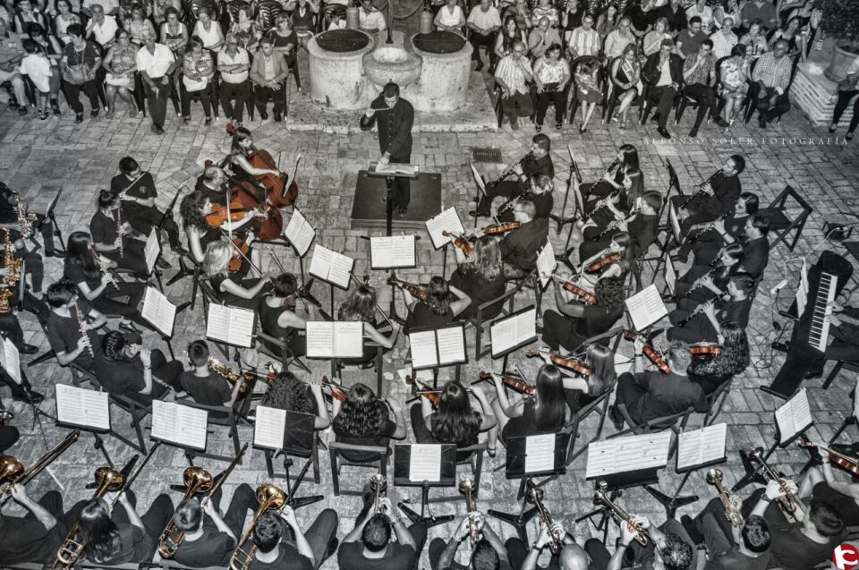 La Escuela de la Sociedad Musical celebra su fin de curso en las Virtudes.