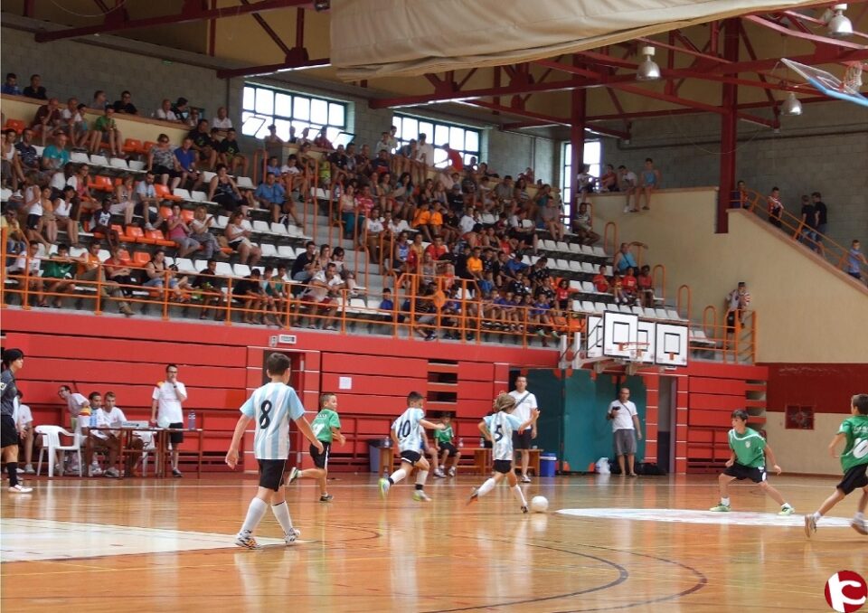 Aspe acoge el VII Torneo de verano de categorías base de fútbol sala