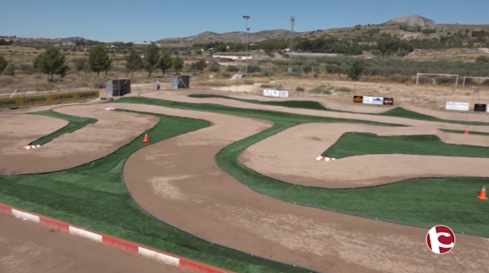 Se inaugura el circuito de radiocontrol