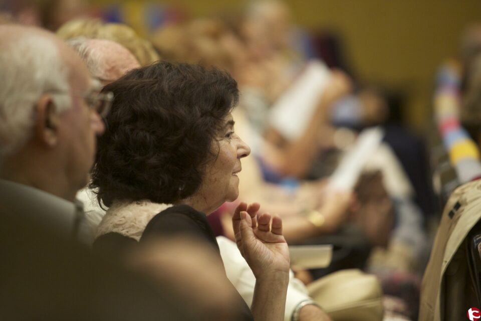 La Universitat d'Alacant llança el Programa Integrat Sènior en Humanitats