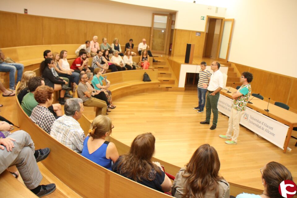El rector felicita les Aules Culturals de la UA pel seu treball anual