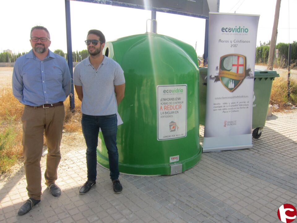 Medio Ambiente y Ecovidrio fomentan el reciclado de vidrio durante las fiestas