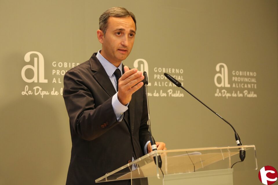 La Diputación de Alicante impulsa un plan de inversiones con 15 millones de euros y más de 80 actuaciones para vertebrar el territorio